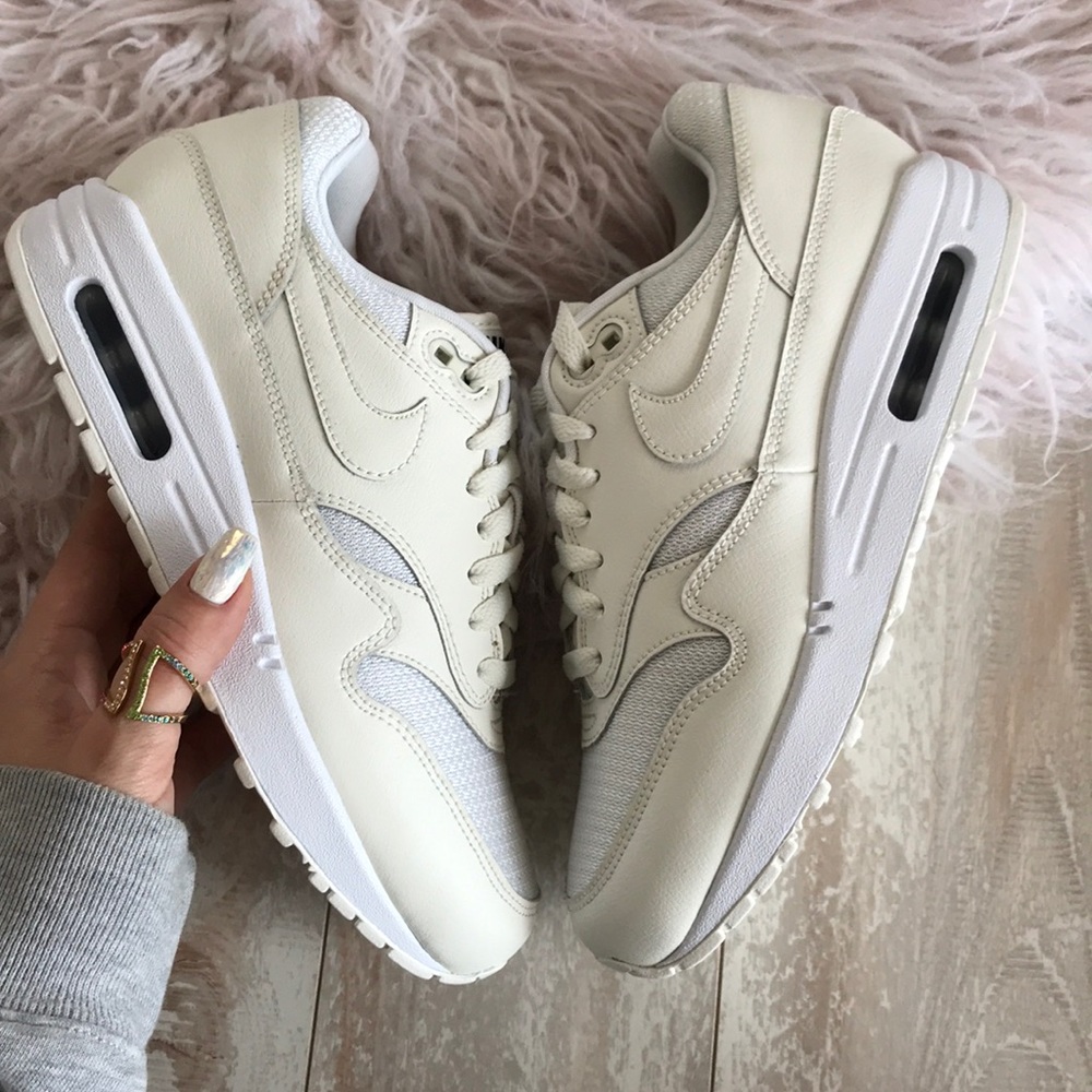 NWT Nike ID Air Max 1 Custom - Picture 2 of 7
